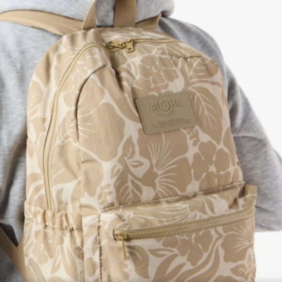 ALOHA Collection Keep It Light Backpack Heipua NWT - Picture 5 of 12